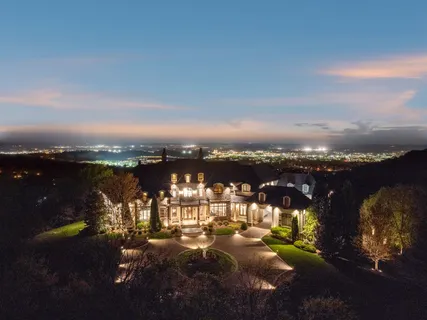 $15,000,000 | 513 King Richards Court, Franklin, TN 37067