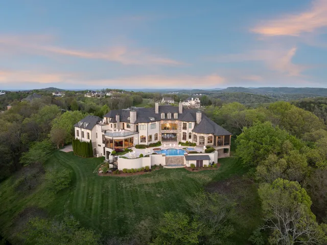 $15,000,000 | 513 King Richards Court, Franklin, TN 37067