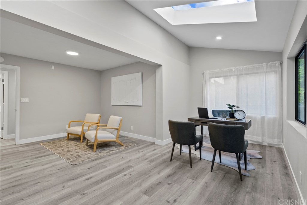 23524 Highland Glen Drive Newhall, CA 91321 - Photo 25 of 53