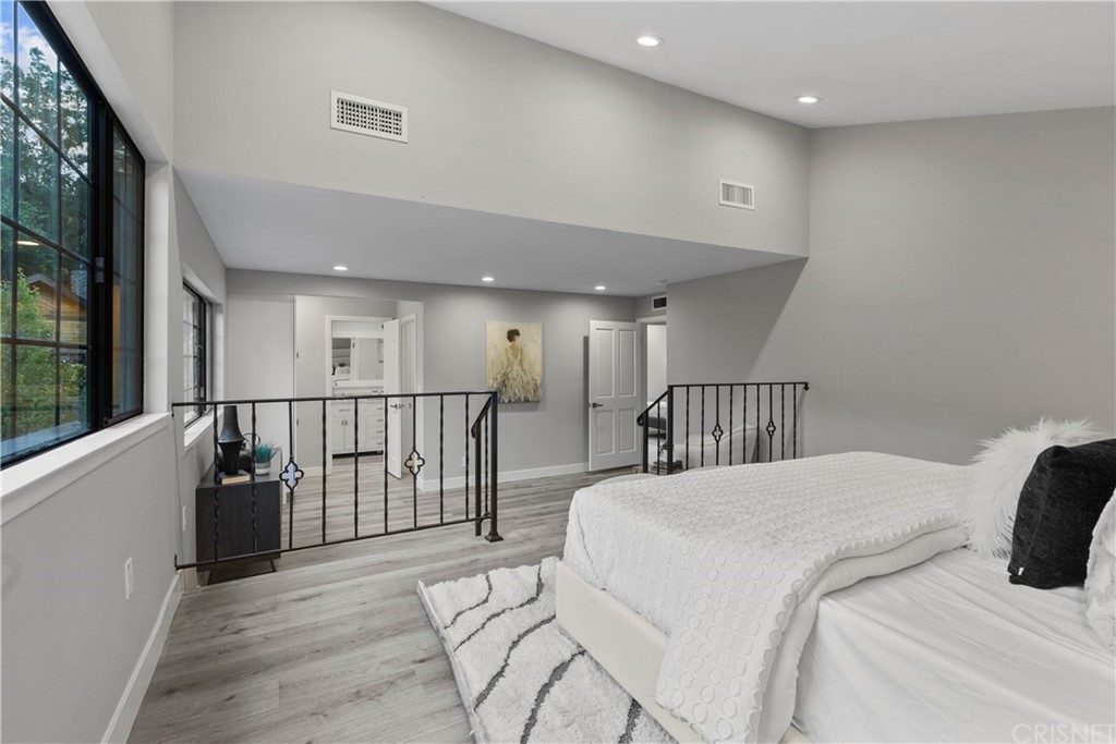 23524 Highland Glen Drive Newhall, CA 91321 - Photo 32 of 53