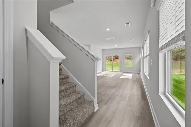 $274,900 | 887 Penfold Pointe, Wellford, SC 29385