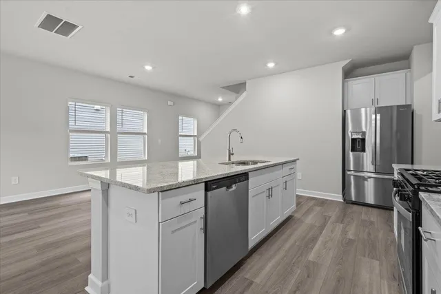 $274,900 | 887 Penfold Pointe, Wellford, SC 29385