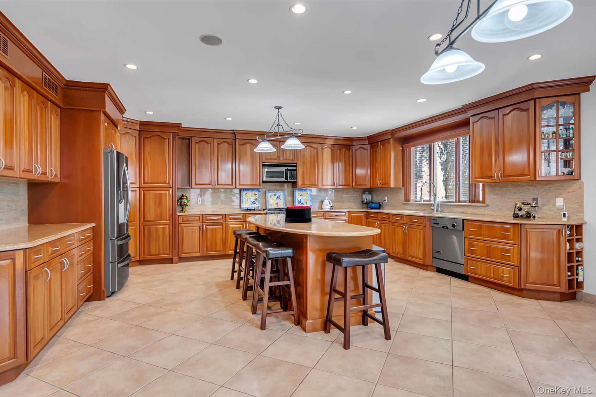 180-42 Aberdeen Road Queens, NY 11432 - Photo 8 of 25