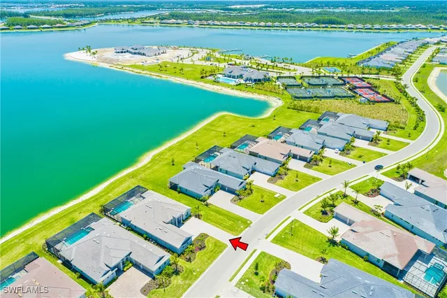 a view of an swimming pool and an outdoor space