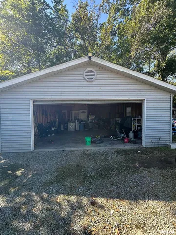 $40,000 | 19475 Killion Lane, West Frankfort, IL 62896