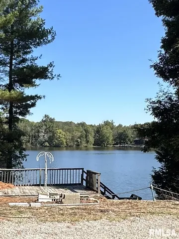 $40,000 | 19475 Killion Lane, West Frankfort, IL 62896