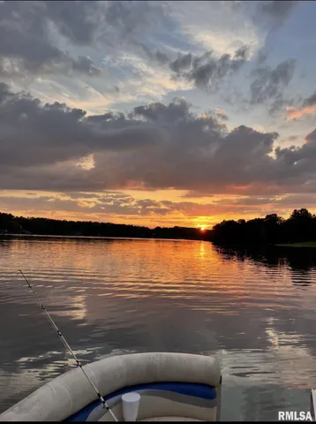 $40,000 | 19475 Killion Lane, West Frankfort, IL 62896