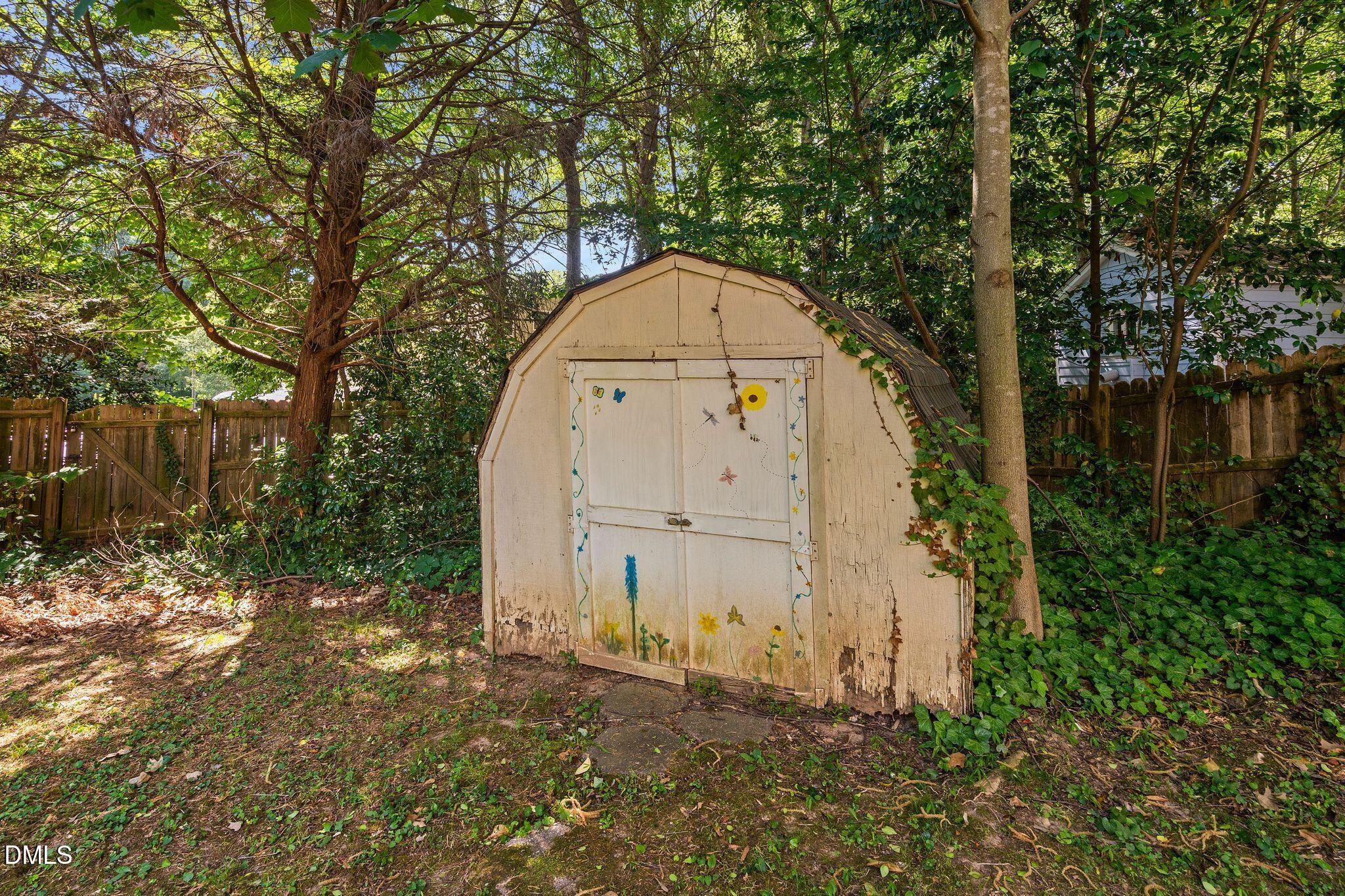4108 Pickwick Drive Raleigh, NC 27613 - Photo 43 of 59