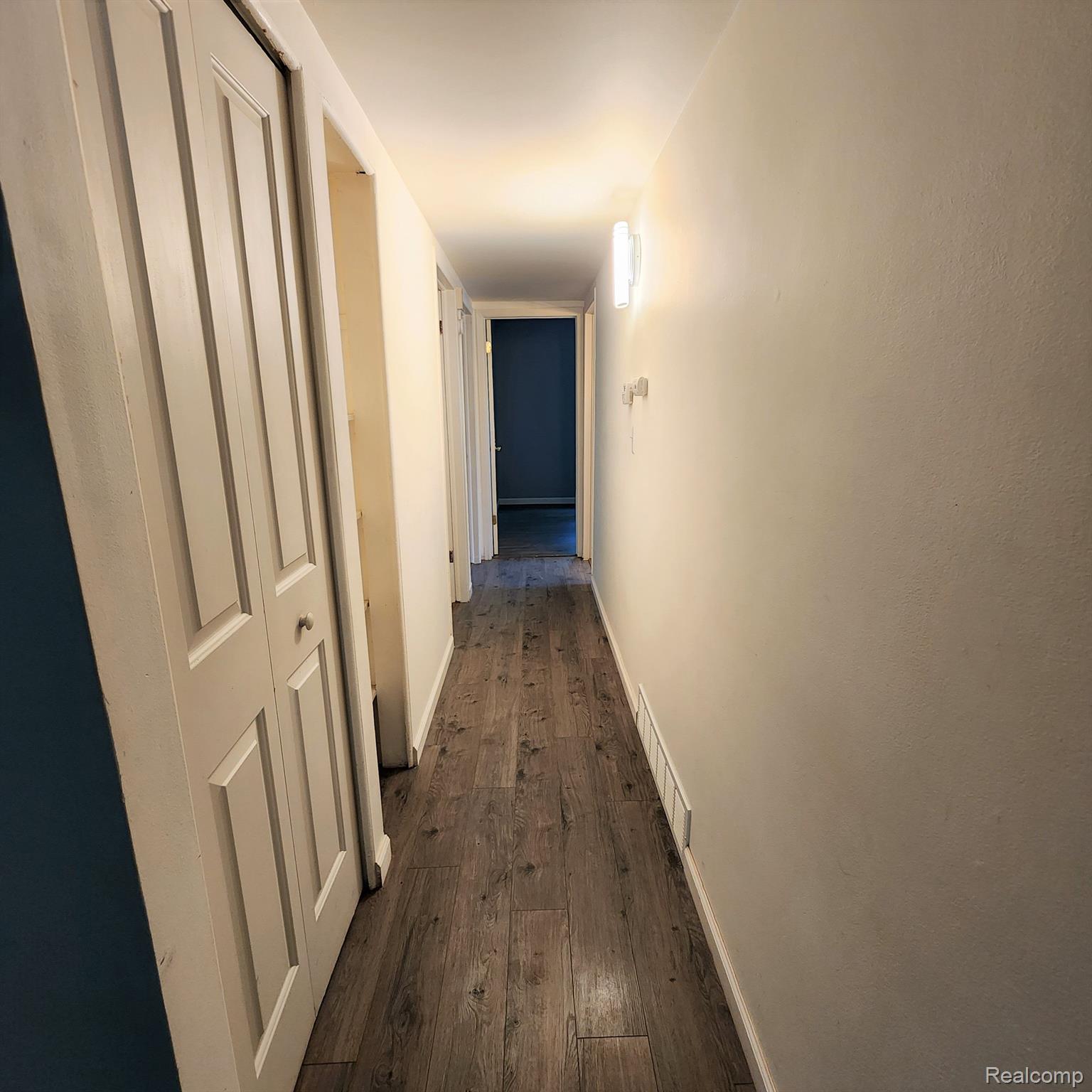 15085 Beech Daly Road Taylor, MI 48180 - Photo 6 of 13 Gallery Image 6