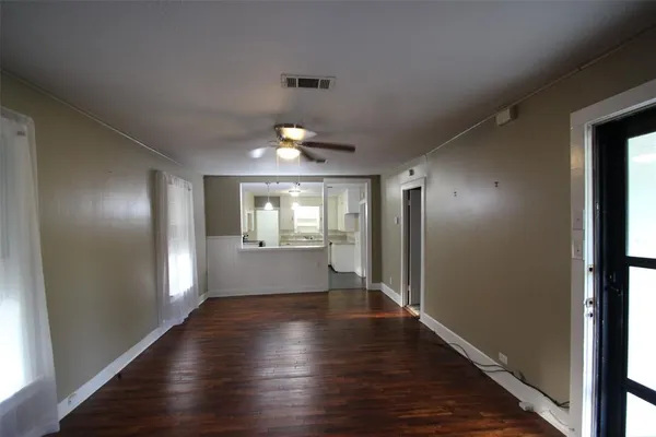 $160,000 | 1415 West Crawford Street, Denison, TX 75020
