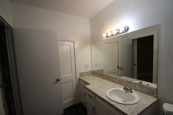 $160,000 | 1415 West Crawford Street, Denison, TX 75020