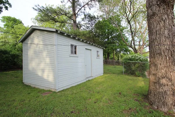 $160,000 | 1415 West Crawford Street, Denison, TX 75020