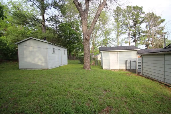 $160,000 | 1415 West Crawford Street, Denison, TX 75020