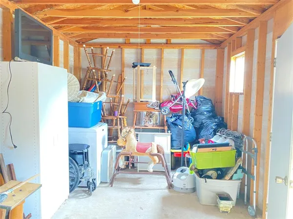 $160,000 | 1415 West Crawford Street, Denison, TX 75020
