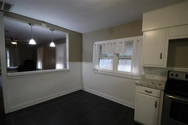 $160,000 | 1415 West Crawford Street, Denison, TX 75020