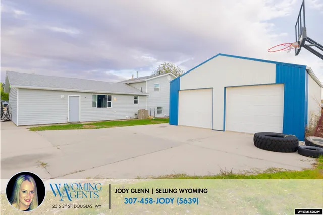 $289,900 | 903 Leal Street, Douglas, WY 82633