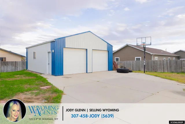 $289,900 | 903 Leal Street, Douglas, WY 82633