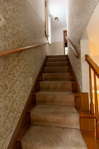 $309,900 | 2802 Cuyler Avenue, Berwyn, IL 60402