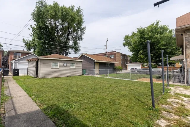 $309,900 | 2802 Cuyler Avenue, Berwyn, IL 60402