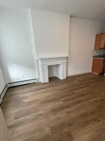 $1,550 | 45 A Lander Street, Unit 1 LOWER LEVEL, Newburgh, NY 12550