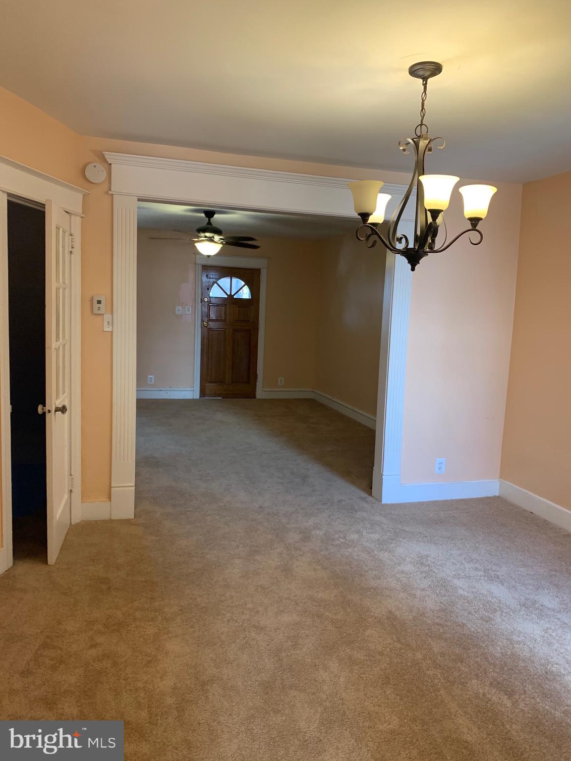 315 Huntley Road Upper Darby, PA 19082 - Photo 4 of 41