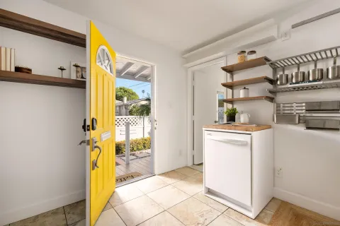 $1,595,000 | 1828 Cable Street, San Diego, CA 92107