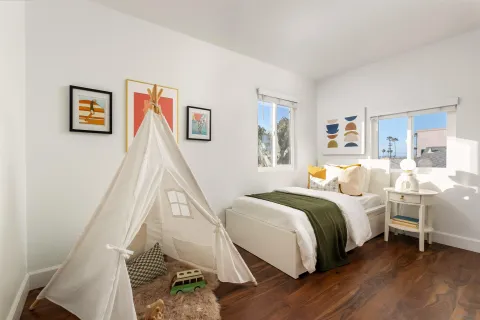 $1,595,000 | 1828 Cable Street, San Diego, CA 92107