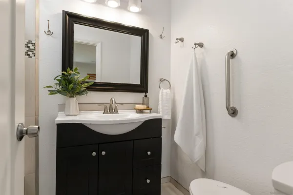 $1,595,000 | 1828 Cable Street, San Diego, CA 92107