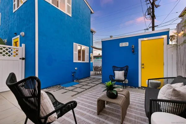 $1,595,000 | 1828 Cable Street, San Diego, CA 92107