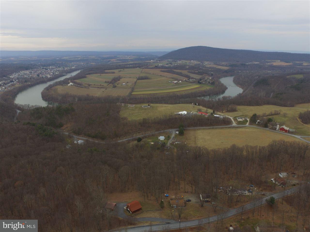 300 Turkey Path Road Newport, PA 17074 - Photo 16 of 18