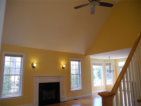 15 Valley View Way Methuen, MA 01844 - Photo 5 of 30 Gallery Image 5