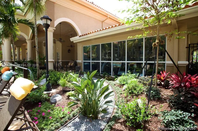 $2,375 | 160 Southwest 117th Terrace, Unit 6202, Pembroke Pines, FL 33025