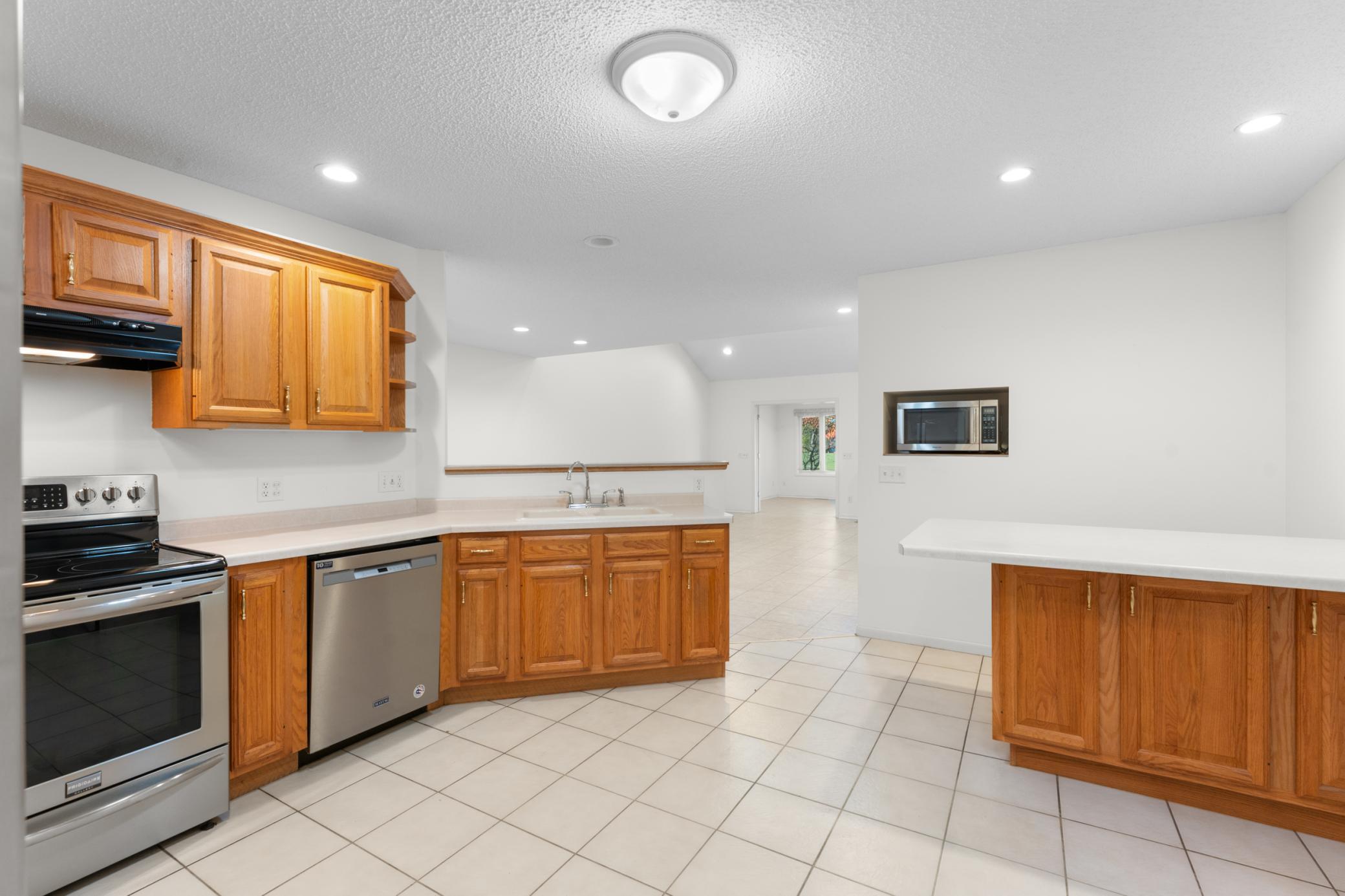 2437 Viola Heights Drive Northeast Rochester, MN 55906 - Photo 28 of 54