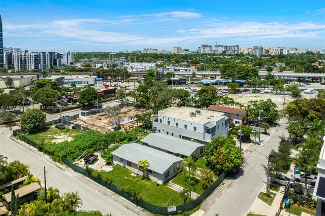 $1,198,000 | 3082 Carter Street, Miami, FL 33133