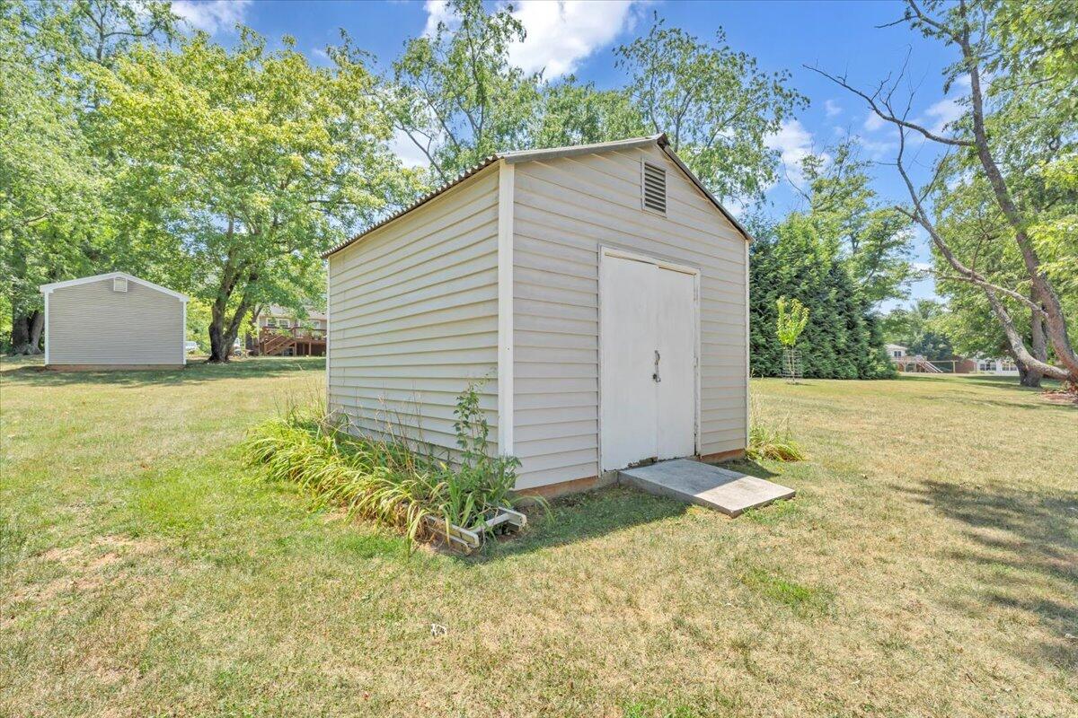 123 Apple Tree Road Roanoke, VA 24019 - Photo 34 of 37 34-MIB06444