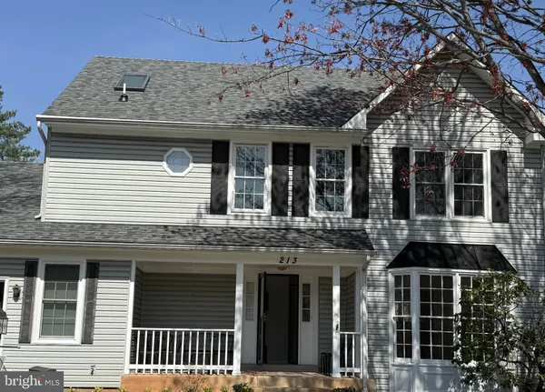 $800,000 | 213 Primavera Circle, Sterling, VA 20165