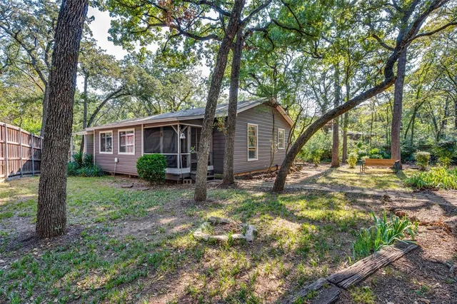$345,000 | 150 Coneflower Road, Shady Shores, TX 76208