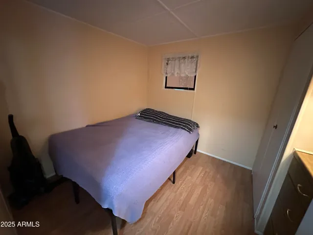 a bed room with a bed