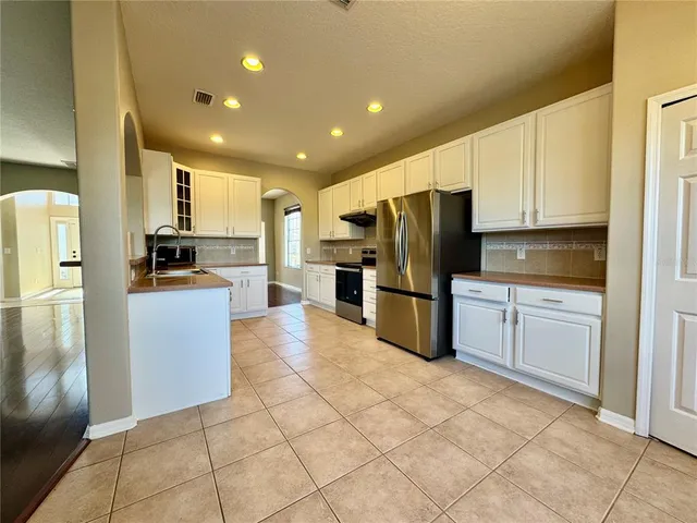 $3,100 | 11209 Village Brook Drive, Riverview, FL 33579