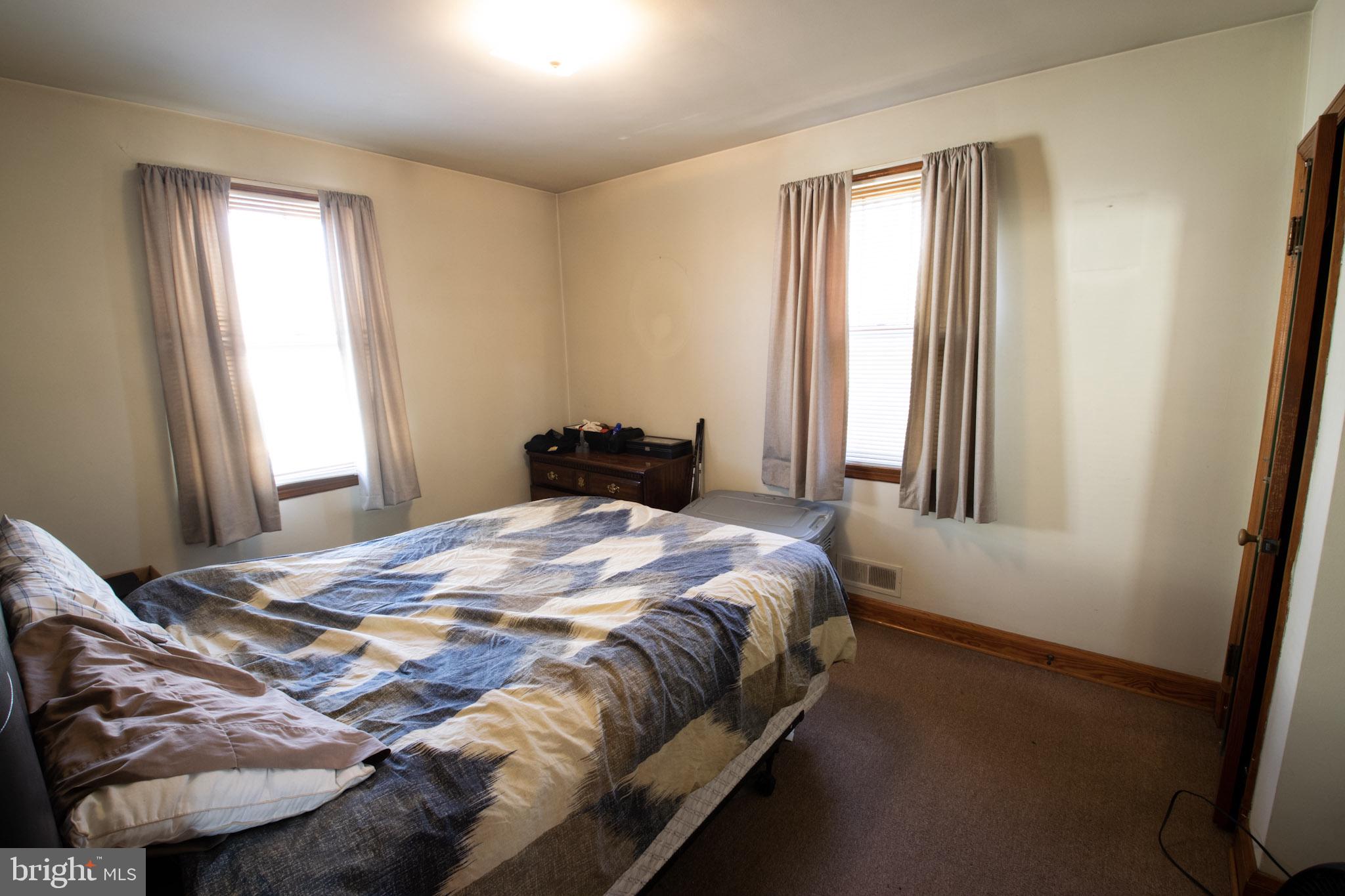 35 Stemmers Run Road Baltimore, MD 21221 - Photo 6 of 18 Carpet
