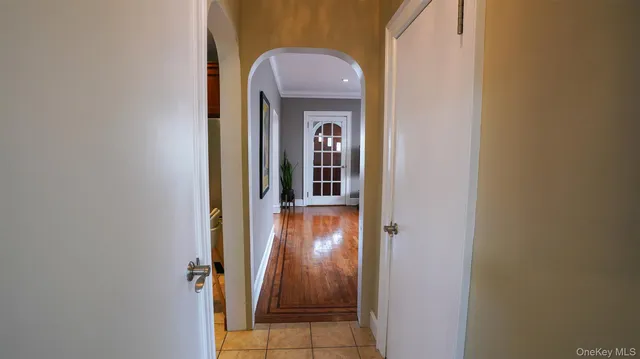 $1,400,000 | 166-27 25th Avenue | Clearview