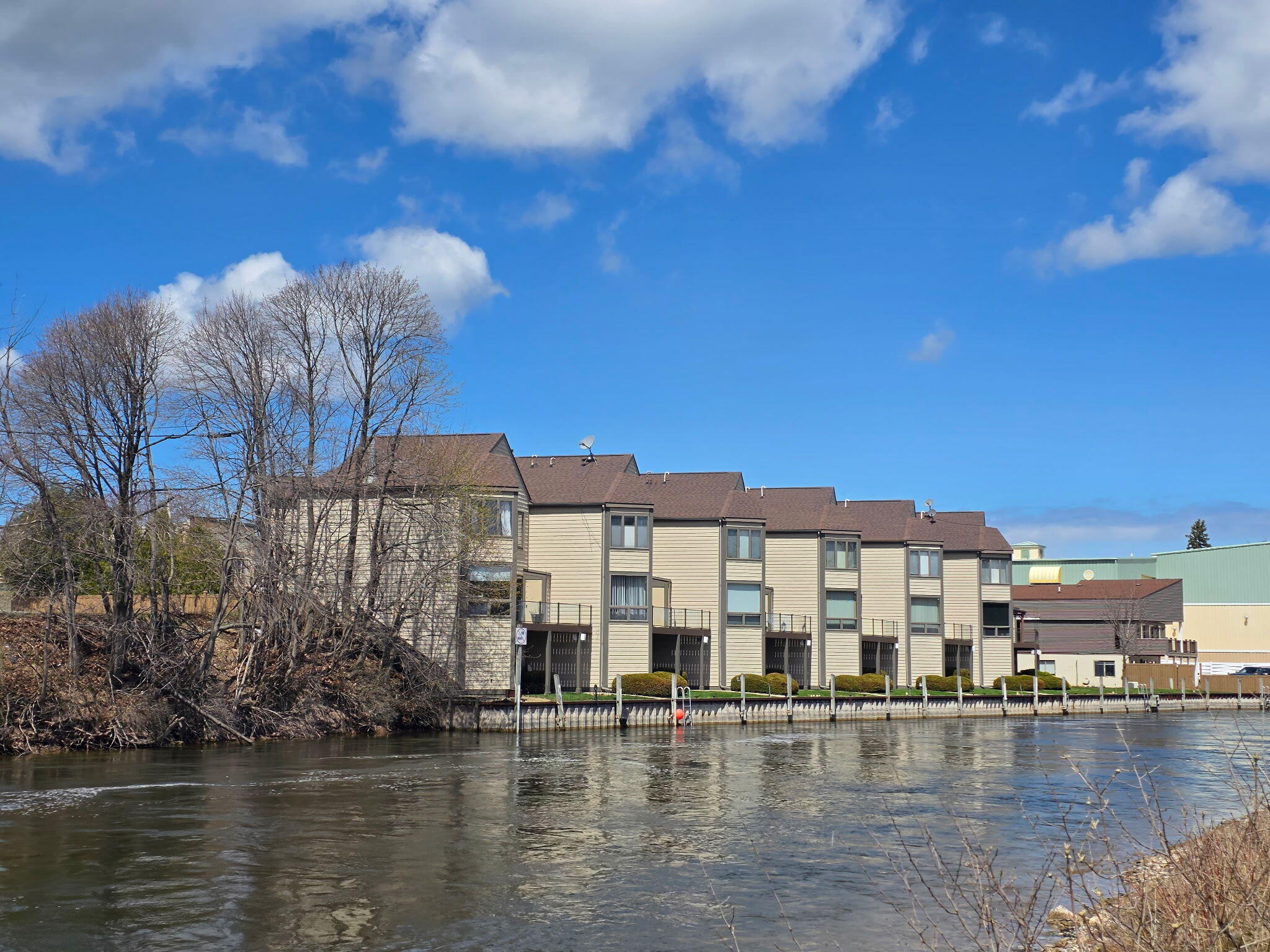 219 South Main Street Cheboygan, MI 49721 - Photo 27 of 28 3rd condo from the left