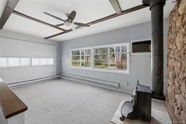 $849,000 | 4 Columbine Avenue South, Hampton Bays, NY 11946