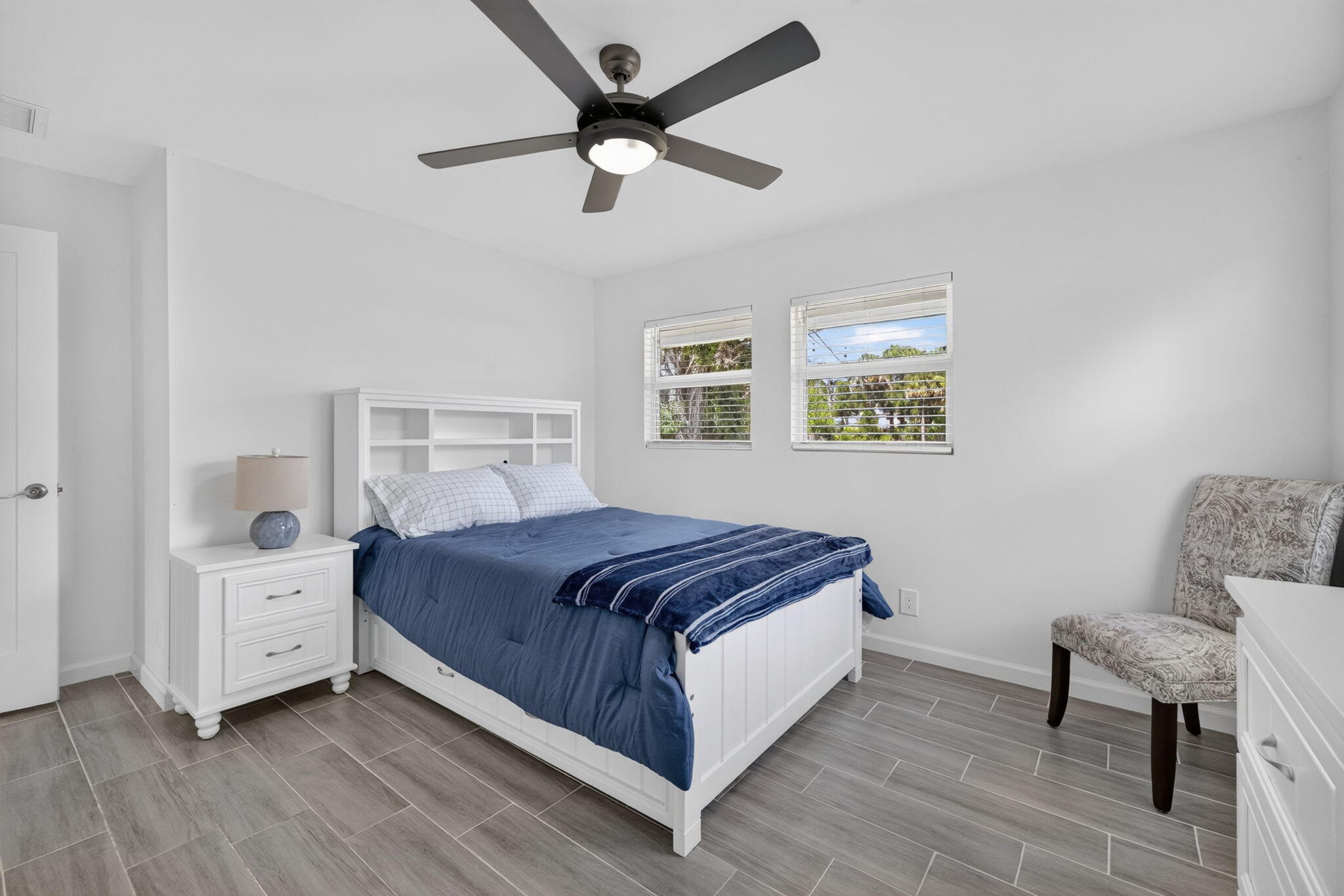 5912 Pinetree Drive Fort Pierce, FL 34982 - Photo 23 of 40 27-web-or-mls-3A5A1571
