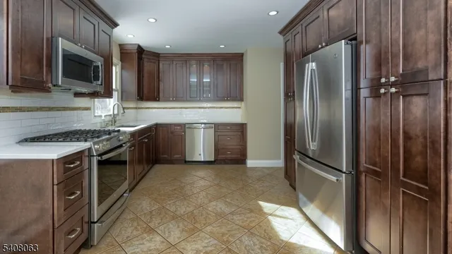 $779,900 | 51 Spear Street, Oakland, NJ 07436