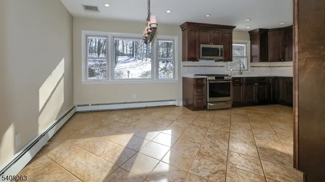 $779,900 | 51 Spear Street, Oakland, NJ 07436