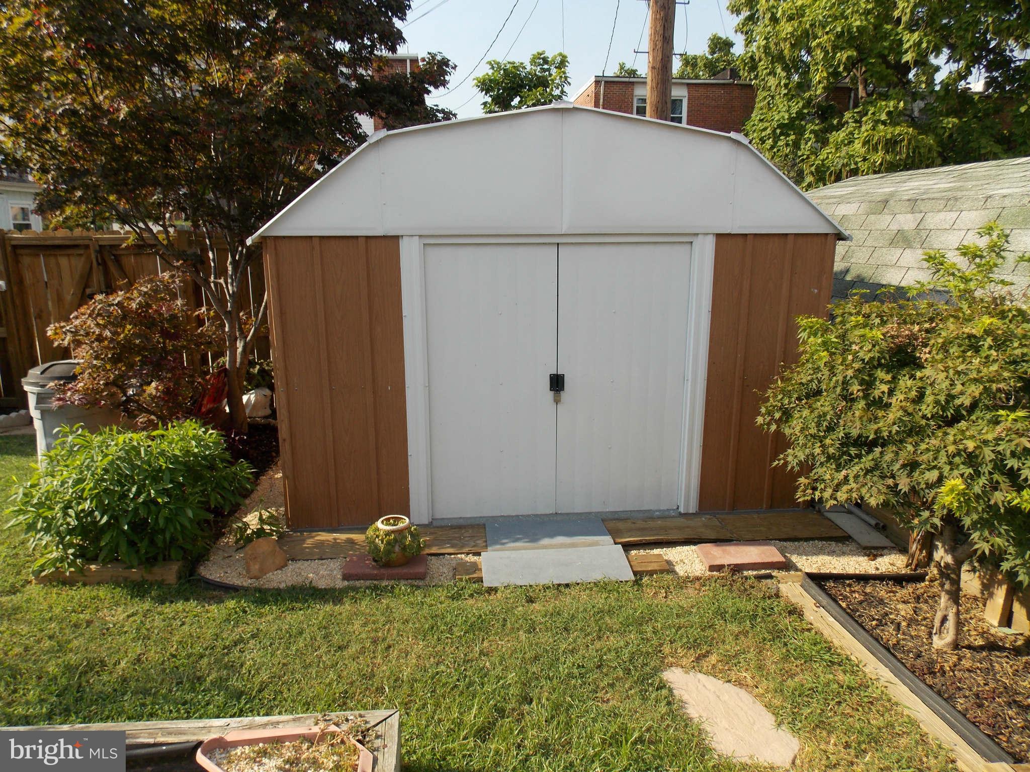 7910 Wynbrook Road Baltimore, MD 21224 - Photo 15 of 17 Shed