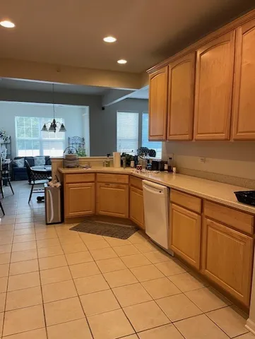 $2,500 | 12445 Copper Lane, Huntley, IL 60142