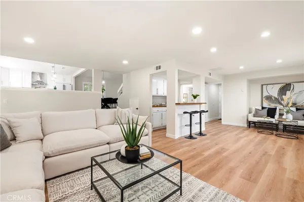 $1,149,000 | 24103 Clearbank Lane, Newhall, CA 91321