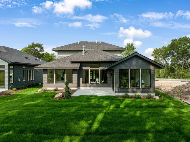 $949,000 | 7817 146th Terrace, Savage, MN 55378